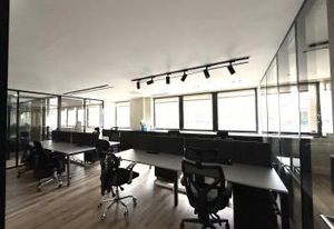 Bureaux à louer Asnières-sur-Seine - Proche Seine, métro et tramway