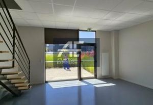 Location bureaux Pornichet - Proches arrêts de bus Siffrais et Petit Canon