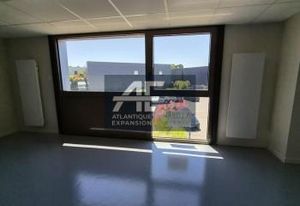 Location bureaux Pornichet - Proches arrêts de bus Siffrais et Petit Canon