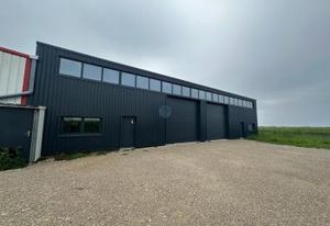 Location local d'activité Janville - Stockage et bureaux