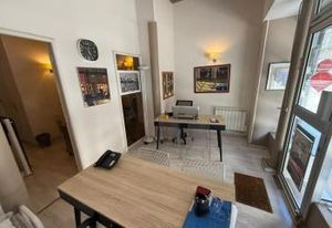 Location bureau Paris 9 - Proche métro Cadet