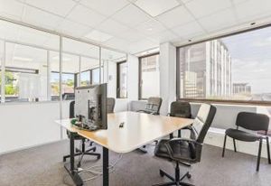 Vente bureaux Saint-Cloud 9ème étage vue Paris - Proche A13