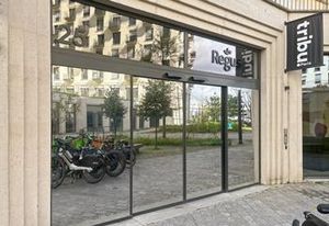 Location local commercial Paris 19 - Rosa Parks - Transports en commun