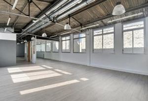 Location bureaux Paris 20 proche Père-Lachaise et métros