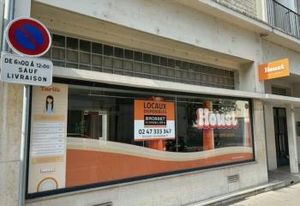 Location local commercial Tours Marceau - Proche transports