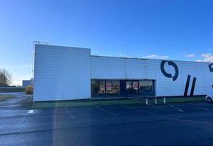 Location local commercial Saint-Lô - Axe passant