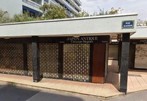 Location local commercial Paris 15 - Village Suisse