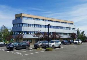 Location bureaux Saint-Malo - Proche bus et RD137