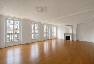 Location bureau - 138 m²