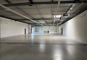Location local commercial Pont-Sainte-Marie - D960