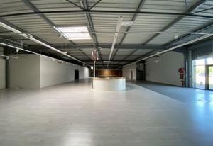 Location local commercial Pont-Sainte-Marie - D960