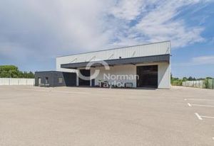 Local d'activité à vendre Saint-Cyprien - Terrain sécurisé 3788 m²