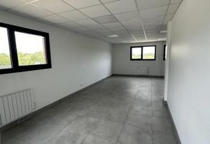 Local d'activité à louer Meung-sur-Loire - Proche A10
