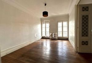 Bureau à vendre - 101 m²