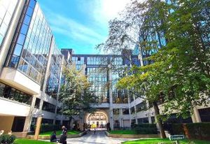 Bureaux à louer Boulogne-Billancourt - Proche métro et jardin intérieur