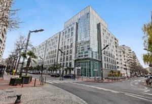 Location bureau - 6869 m²