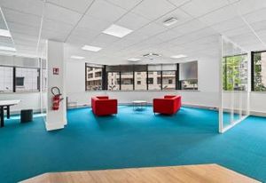 Bureaux à louer Levallois-Perret - Proche gare, RER et métro
