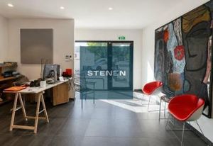 Location local commercial ou bureaux Coustellet - Proche centre