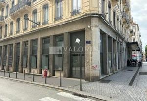Location bureaux Lyon 3 - Proche métro, tram et bus