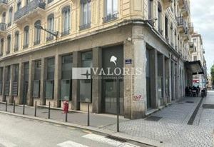 Location bureaux Lyon 3 - Proche métro, tram et bus