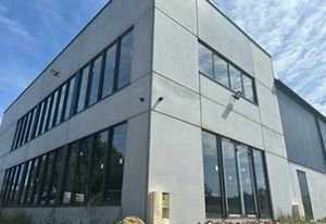 Location local commercial Linselles - Face zone Balton