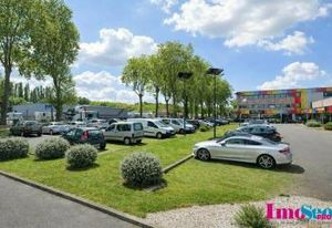 Local commercial à vendre Sainte-Eulalie - Zone Grand Tour