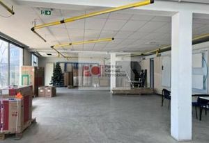 Location local commercial Nîmes - Zone ville active
