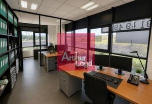 Bureaux à louer Clermont-Ferrand Brezet - RDC immeuble 2015