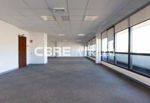 Bureaux à louer Clermont-Ferrand - Proche tramway, bus et autoroutes