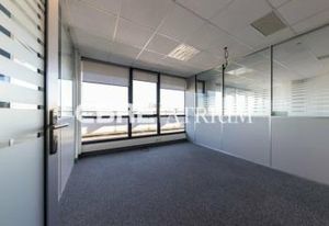 Bureaux à louer Clermont-Ferrand - Proche tramway, bus et autoroutes