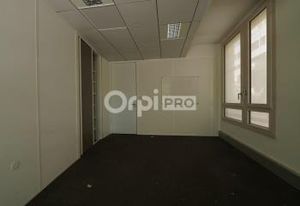 Location bureaux Lyon 9 - Quartier de l'Industrie bien desservi