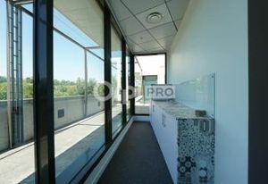 Location bureaux Lyon 4 - Proximité bus et climatisation