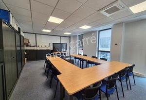 Location bureaux Nantes 1er étage - Parking inclus