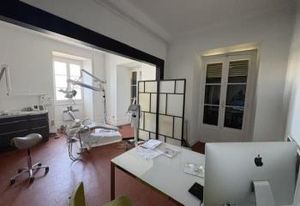 Location bureau Ciboure centre - Proche commerces et axes