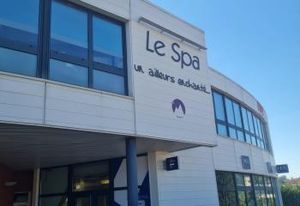 Location local professionnel Saint-Priest-en-Jarez - Face Hôpital Nord