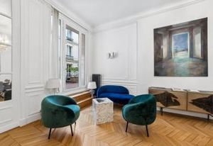 Location local pro Paris 17 près place de l'Etoile