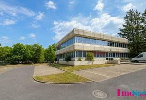 Location bureaux Bruges Bordeaux-Lac - Tram C et rocade