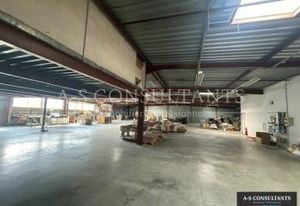 Vente local d'activité Saint-Alban-Leysse - Terrain clos 2400 m²