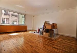 Location bureaux Paris 2 - Immeuble rénové et modulable
