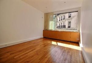 Location bureaux Paris 2 - Immeuble rénové et modulable