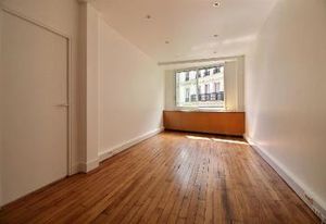 Location bureaux Paris 2 - Immeuble rénové et modulable