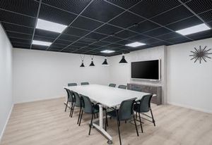 Location local commercial Chasseneuil-du-Poitou - Proche Futuroscope et Poitiers