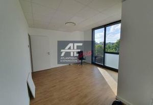 Location bureau Saint-Nazaire - Proche Bus Chesnaie et Cité Sanitaire