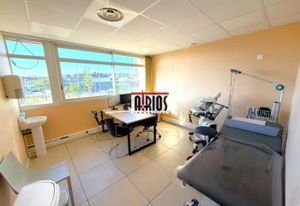Vente bureau La Valette-du-Var - Centre médical Impérial Santé