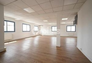 Location bureaux Chassieu - Proche D148 et E15