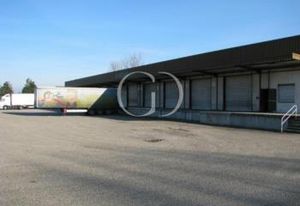 Vente entrepôt Saint-Genis-Laval - 12 quais - Proche A450/A7