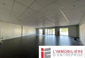 Local commercial à louer Vannes - Belle visibilité