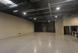 Location local commercial Saint-Cyr-sur-Loire - Zone Equatop