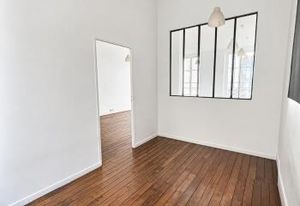 Bureaux à louer Paris 2 près Réaumur - Hauteur sous plafond