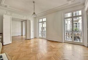 Location bureaux Paris 8 - Proche église Saint-Augustin